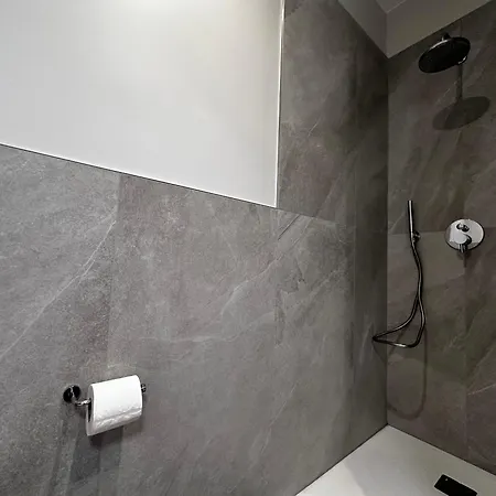 Golden Sunset Apartment